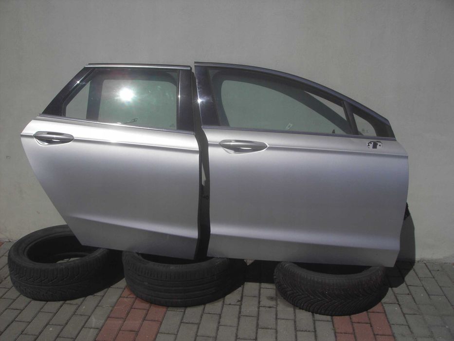 Ford Mondeo Mk5 кришка багажника шрот Форд запчастини з розборки
