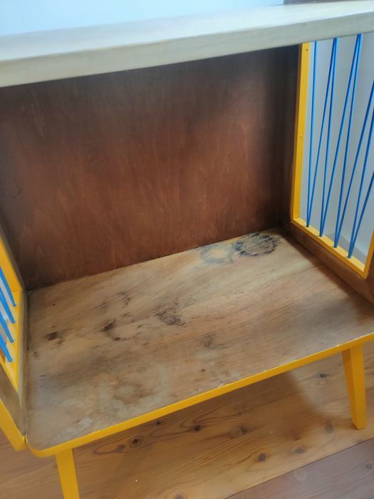 Szafka RTV PRL, patyczak ze sznurkami