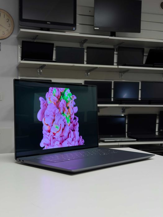 Powystawowy Dell XPS 16 9640 Ultra 7-155H 64GB 2TB RTX4070 4K Dotyk!