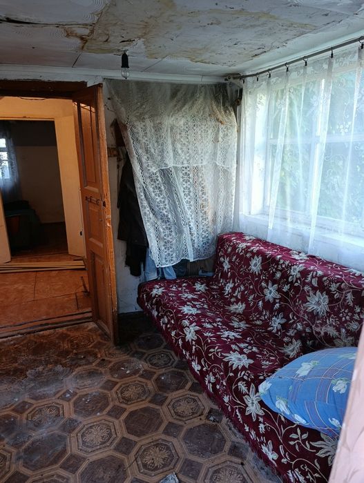 Продається частина будинку біля ринку