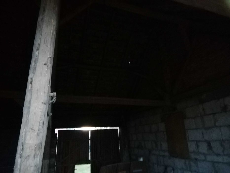 Drewno za rozbiórkę dachu stodoły