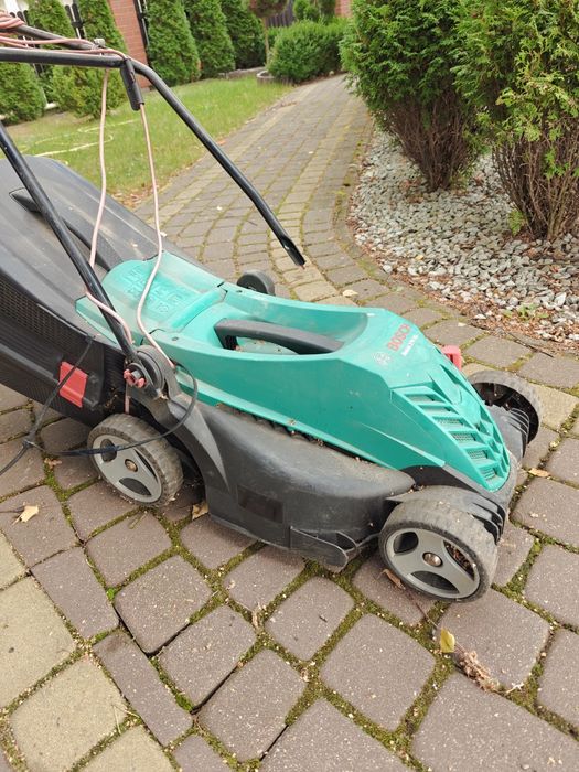 Kosiarka elektryczna Bosch rotak 370 er