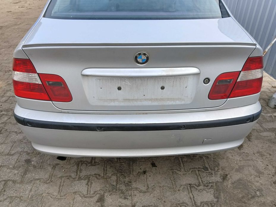 BMW E46 - Na części - Drzwi / maska / błotnik / klapa / lampa / inne