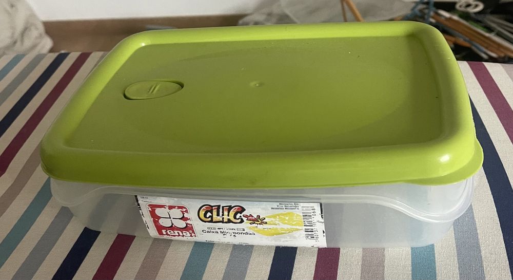 Recipiente de plastico com tampa