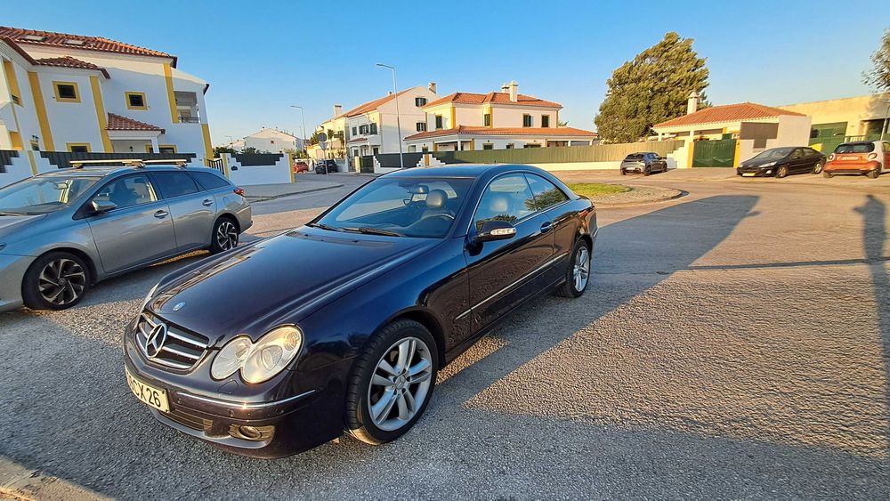 Mercedes-Benz CLK 220 Cdi - Impecável como novo
