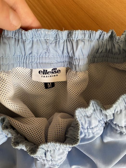 Шорты Ellesse   M