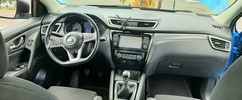 Nissan Qashqai 1.5 dCi N-Connecta Teto Panorâmico