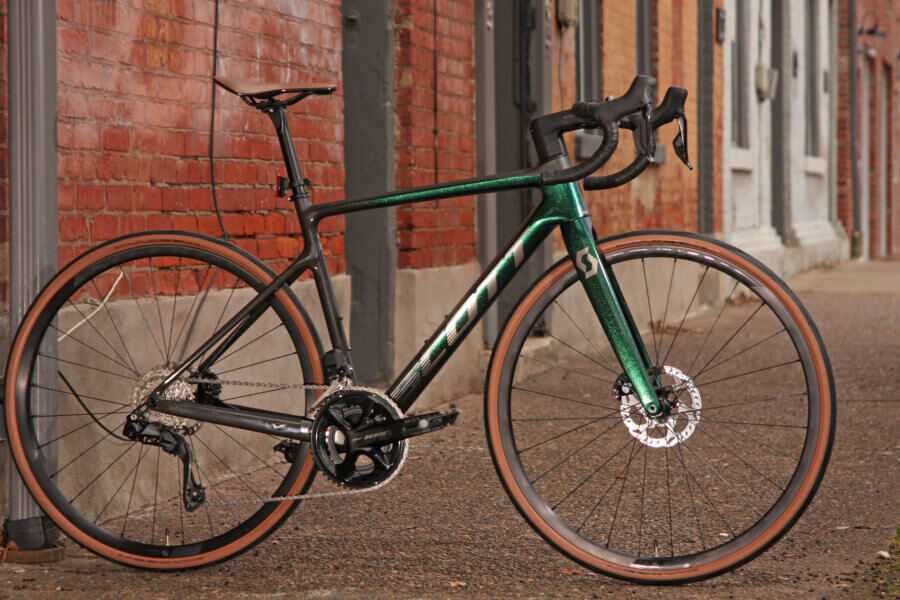 Rower szosowy SCOTT ADDICT 20 Disc Carbon Shimano 105 Di2 roz. XXL / 61 Super Cena Nowy !