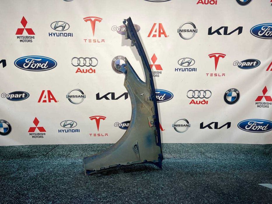 Крило переднє право Tesla Model 3 1111268-00-Е оригінал 2018-2023