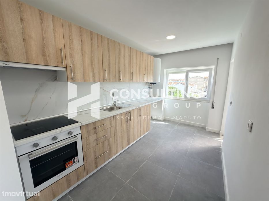 Apartamento T3 Venda em Baixa da Banheira e Vale da Amoreira,Moita — Baixa Da Banheira E Vale Da Amoreira, Setúbal