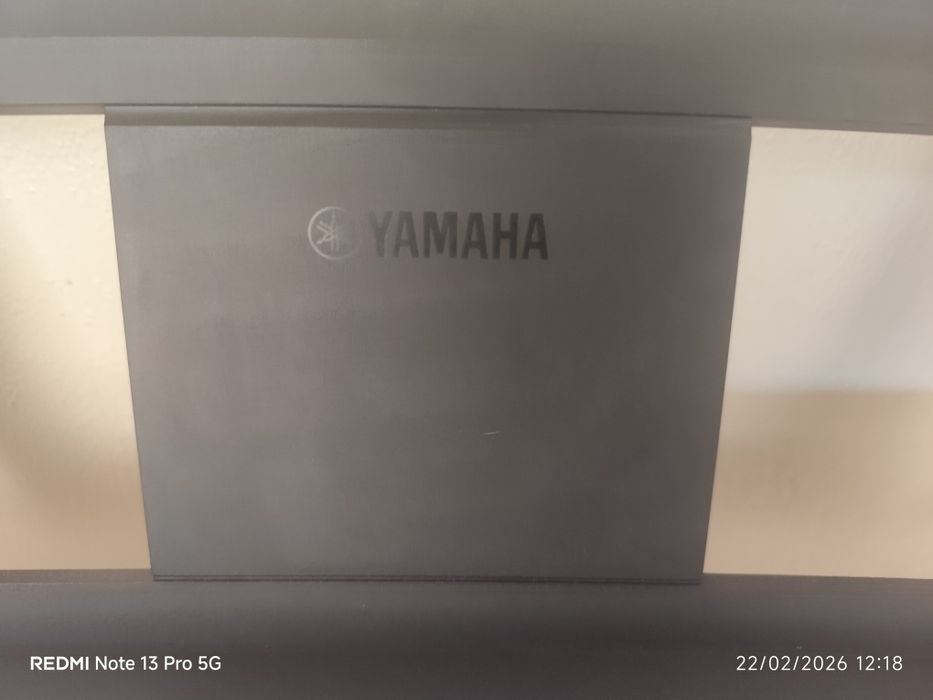 Teclado Yamaha  que dá pra reproduzir belos sons