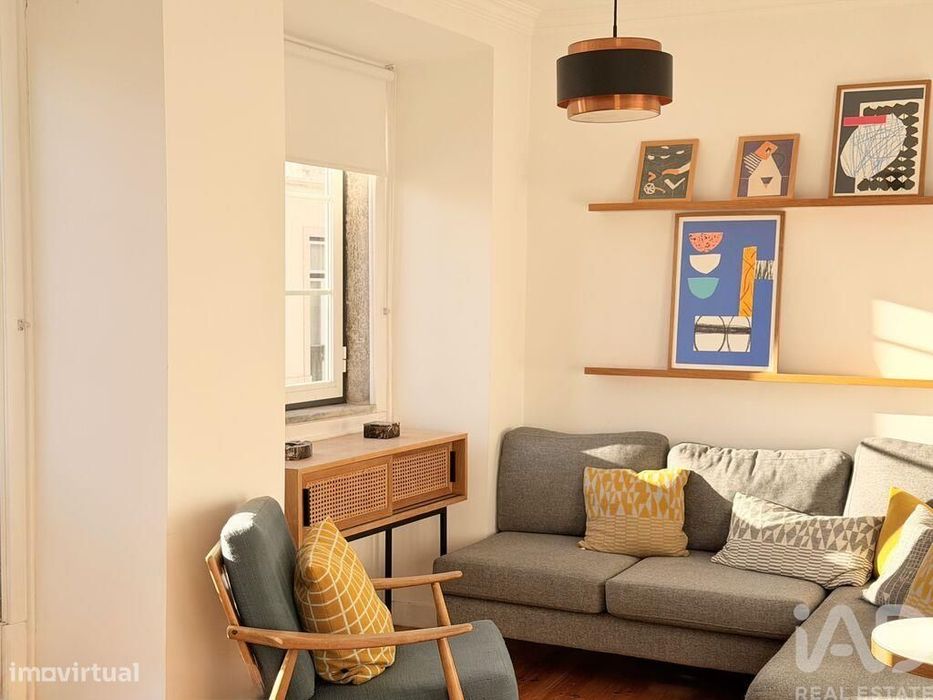 Apartamento T2 em Misericórdia de 51,3 m2