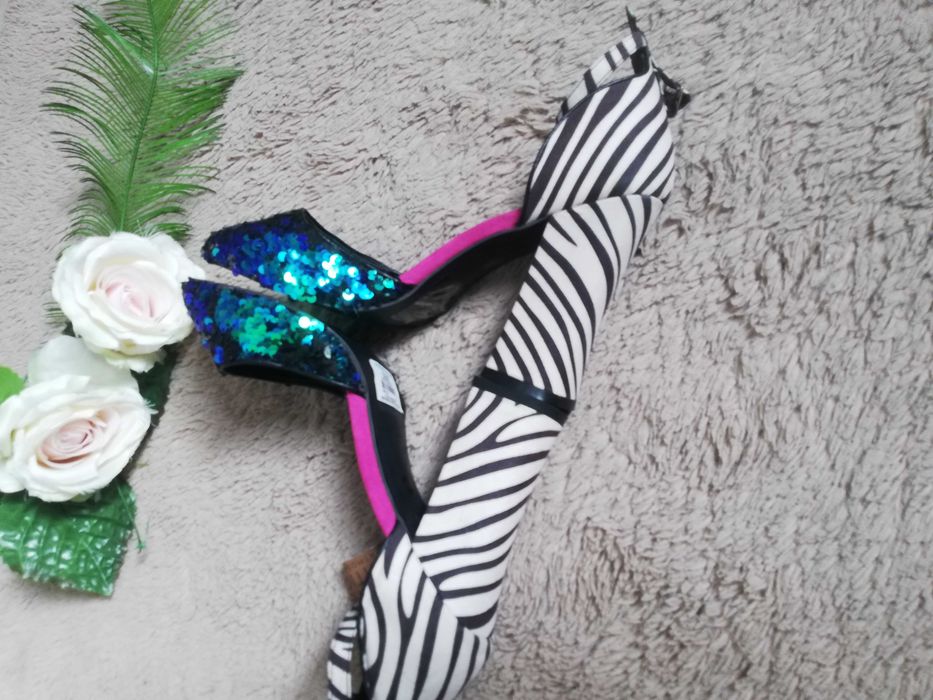 Nowe limitowane buty szpiki Atmosphere rozm. 39