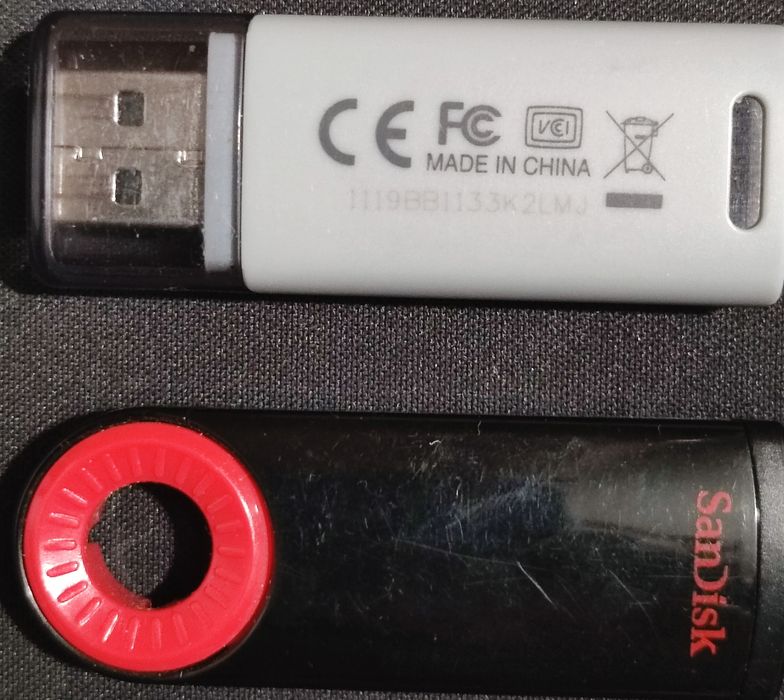 Pendrives e SD Cards 4GB a 64GB