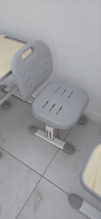 Дитячі парти зі стільцями, регульовані по висоті (2 комплекти)