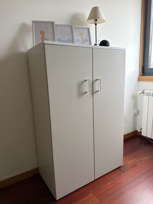 Armario ikea 122 x 80x42