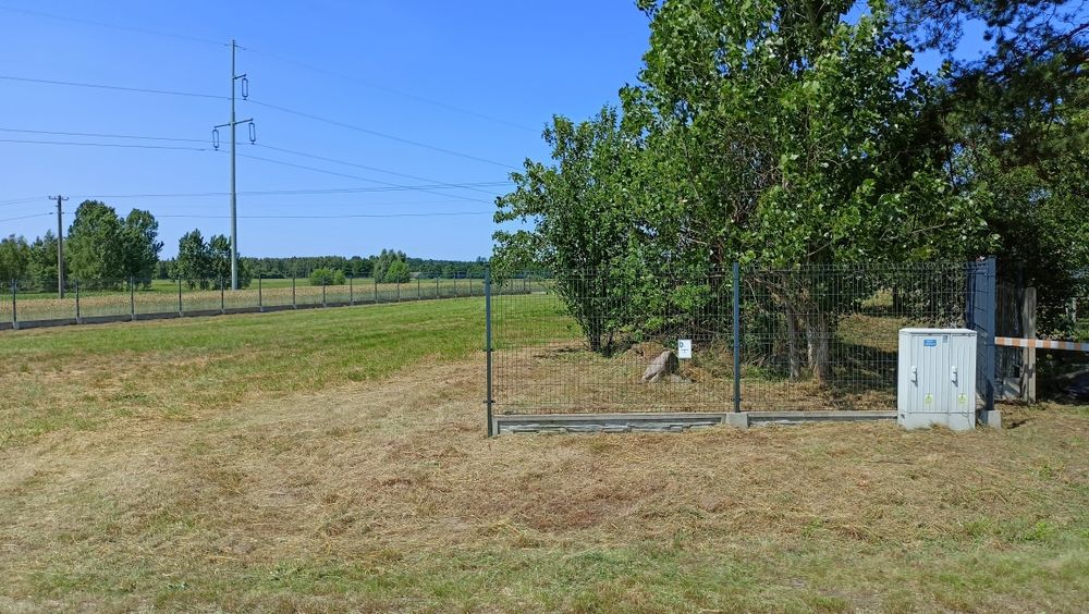 Działka budowlana z WZ ,uzbrojona m. Lipki gm. Poddębice 2049 m² - Widok 3