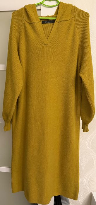 Сукні теплі з капелюхом (капюшоном) в’язані