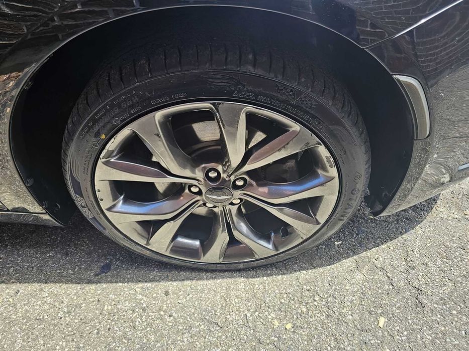Chrysler 200 S      2015