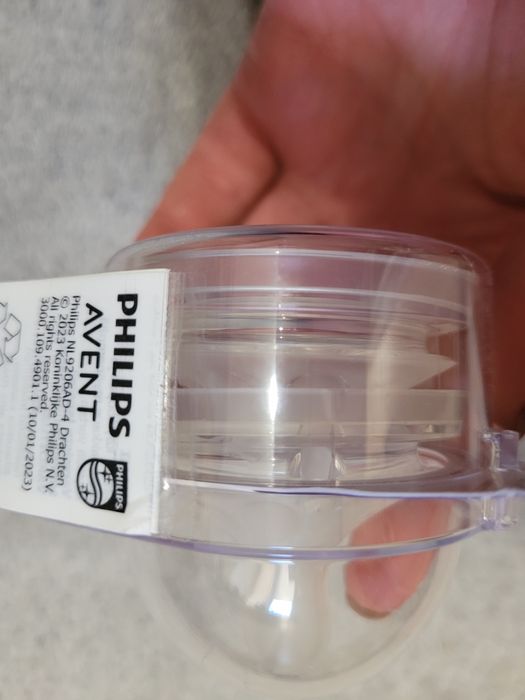 Продам соски на бутилочку avent natural від 0міс. Потік 1