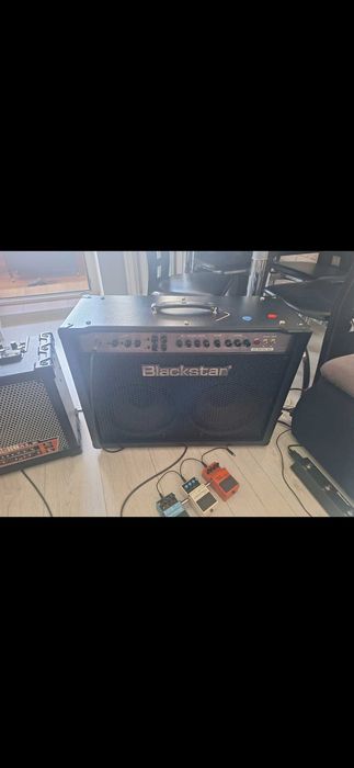 Wzmacniacz gitarowy