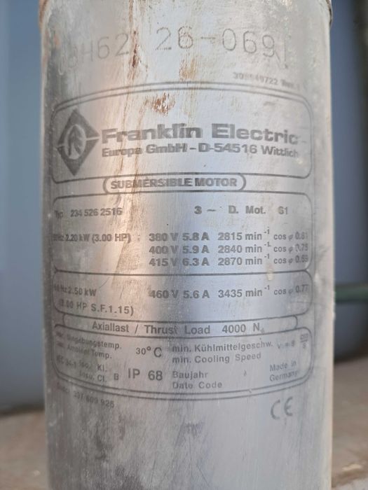 Vendo bomba trifásica de furo