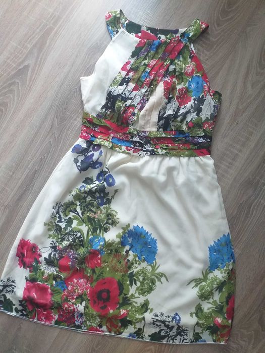 Letnia sukienka w kwiaty 38 Bodyflirt