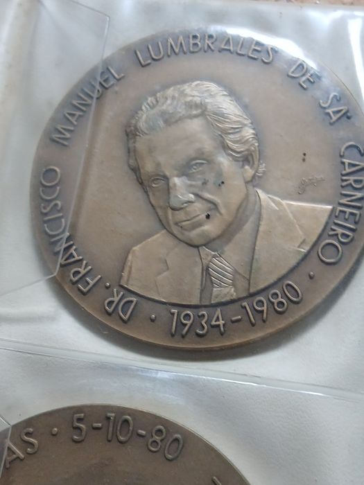 Francisco Sá Carneiro medalhas