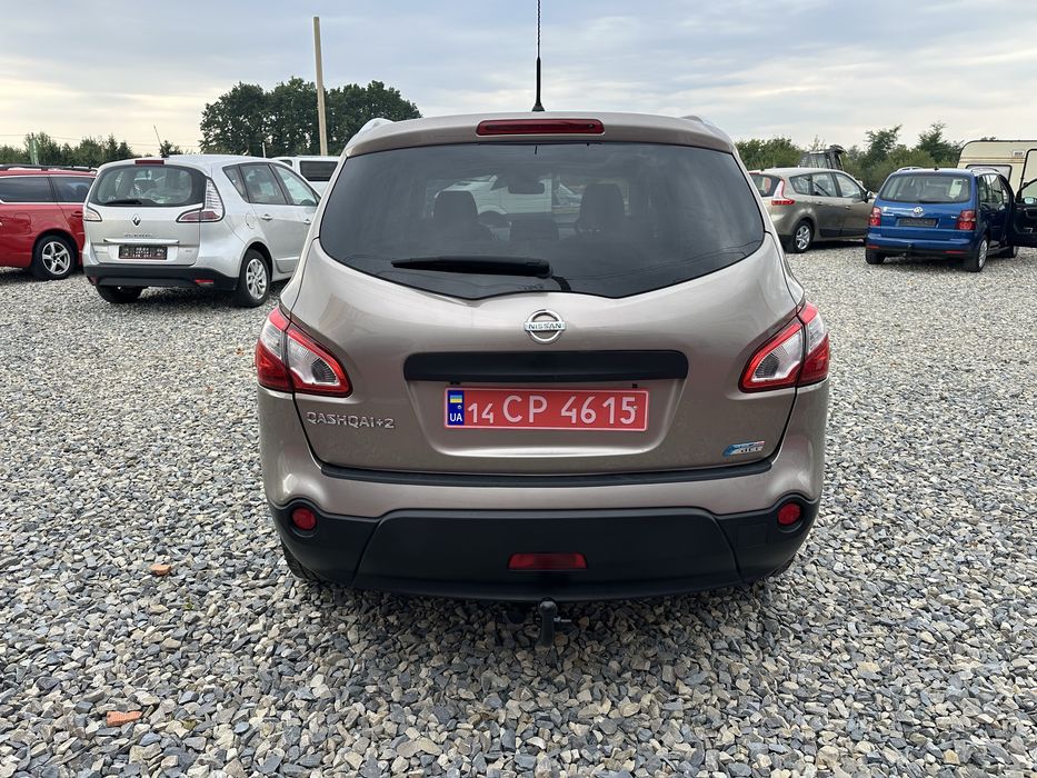 Nissan кашкай +2 свіжо пригнаний сертифікований в дуже гарному стані по всіх питаннях телефонуйте