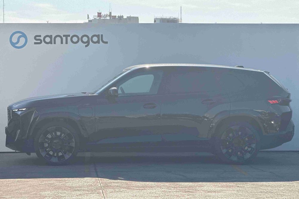 BMW XM Standard