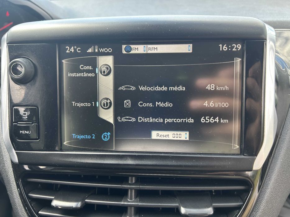 Peugeot 208 - 1.4 HDI 2013