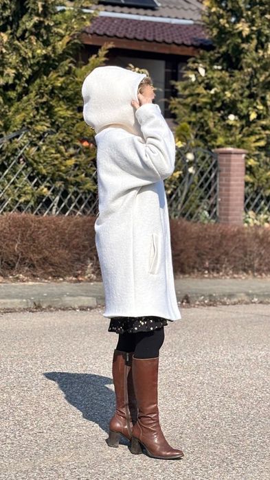 Naturalny damski płaszcz  36 kaptur 100% wełna parzona wool merino