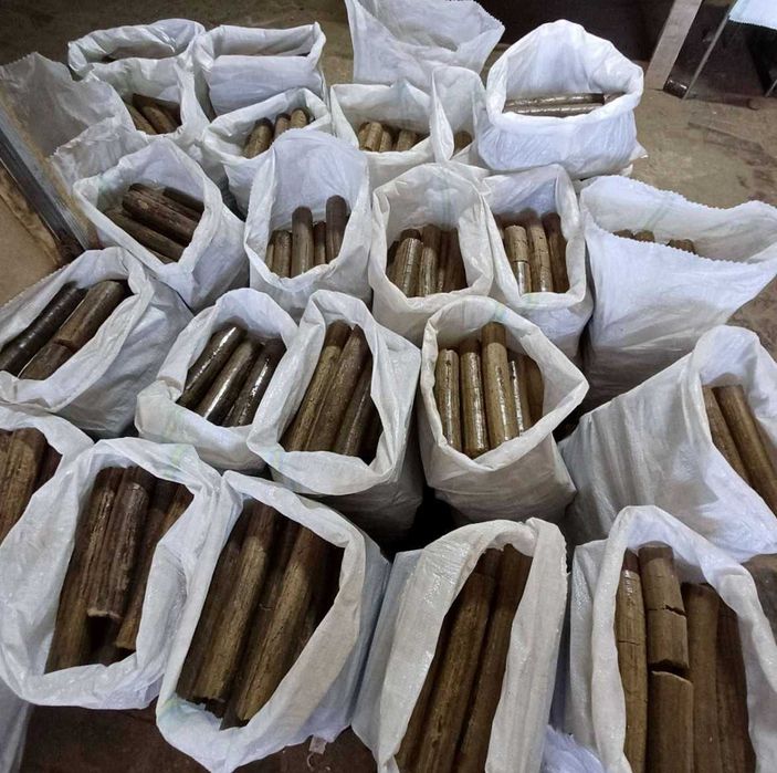 Вугілля брикети пелети тепло без складних рішень