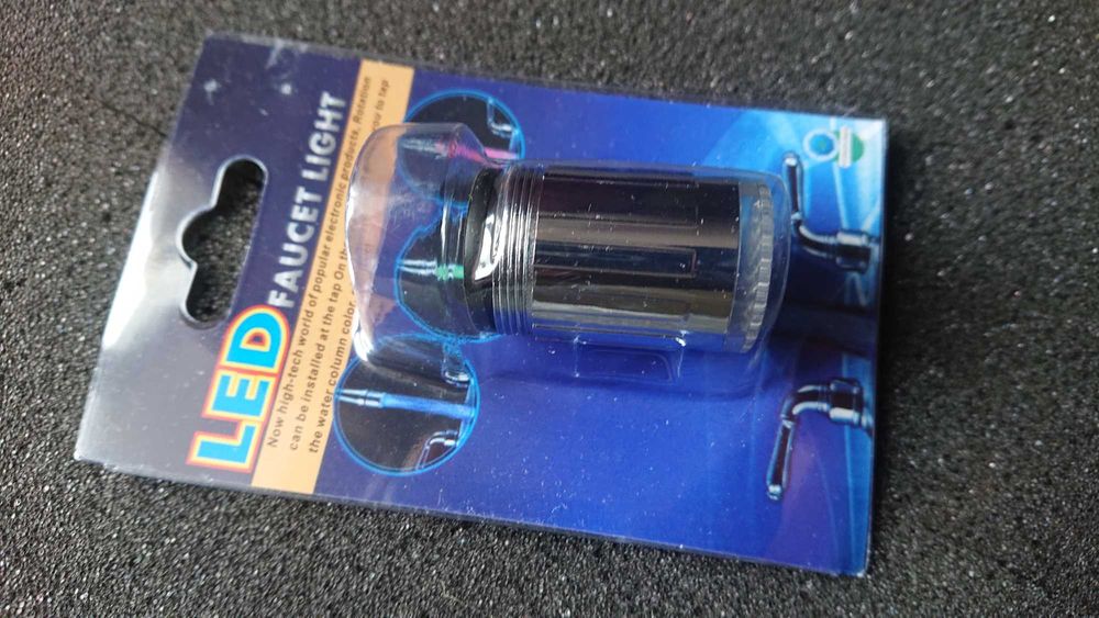 Аератор з підсвічуванням LED насадка кран смеситель