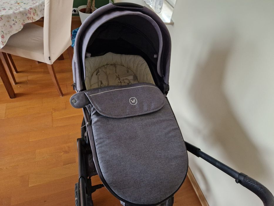 Wózek Muuvo 2.0 Quick  - gondola + spacerówka
