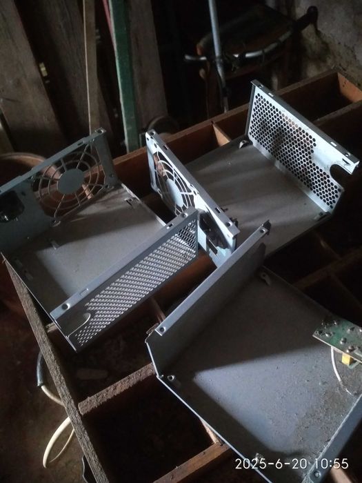 Корпус блока живлення