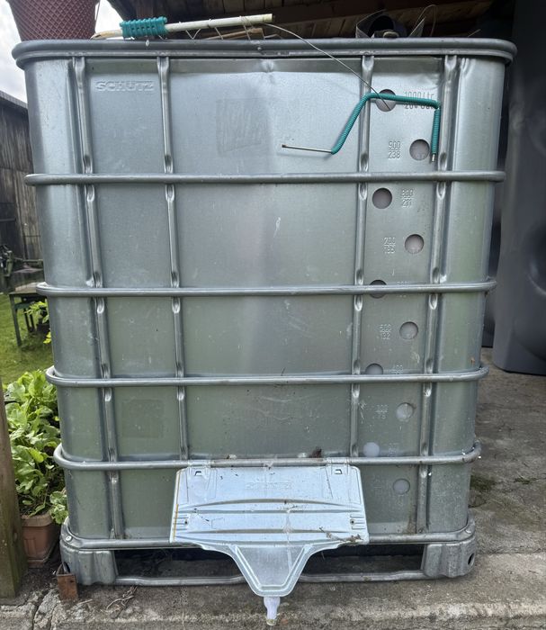Zbiornik 1000l mauzer schutz