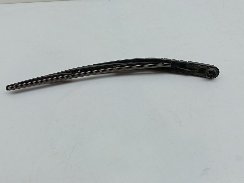 Haste / braço de escova limpa vidros trás PEUGEOT 208