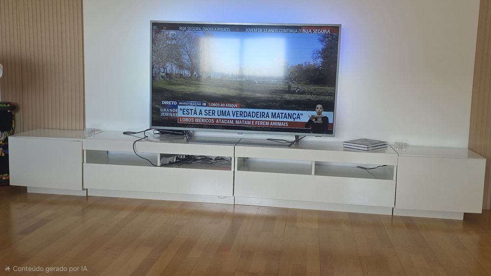 Móvel  de Televisão Branco
