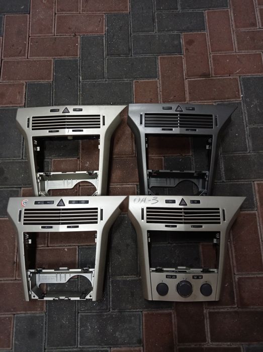 Воздуховод дефлектор накладка на консоль Opel Astra h Zafira B