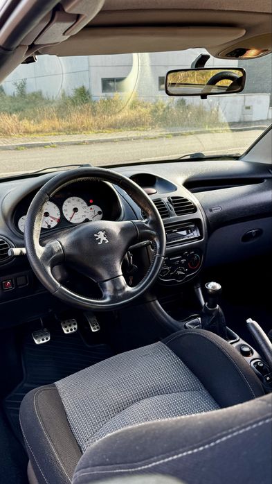 Peugeot 206cc 1.6 16v