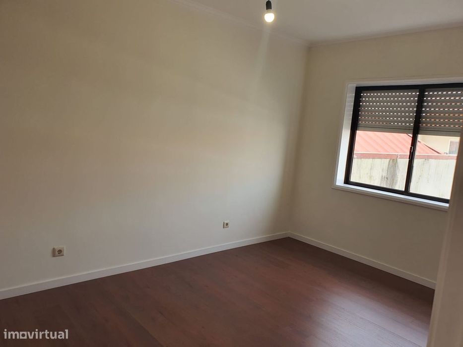 Apartamento T1 na Circunvalação