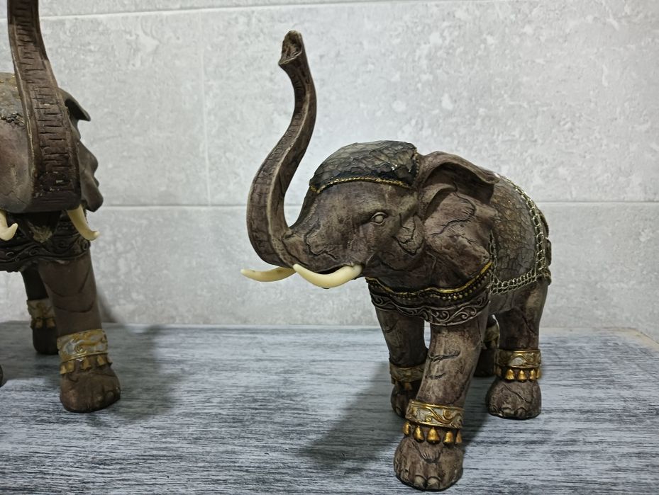Bonitos elefantes arte Tailândia