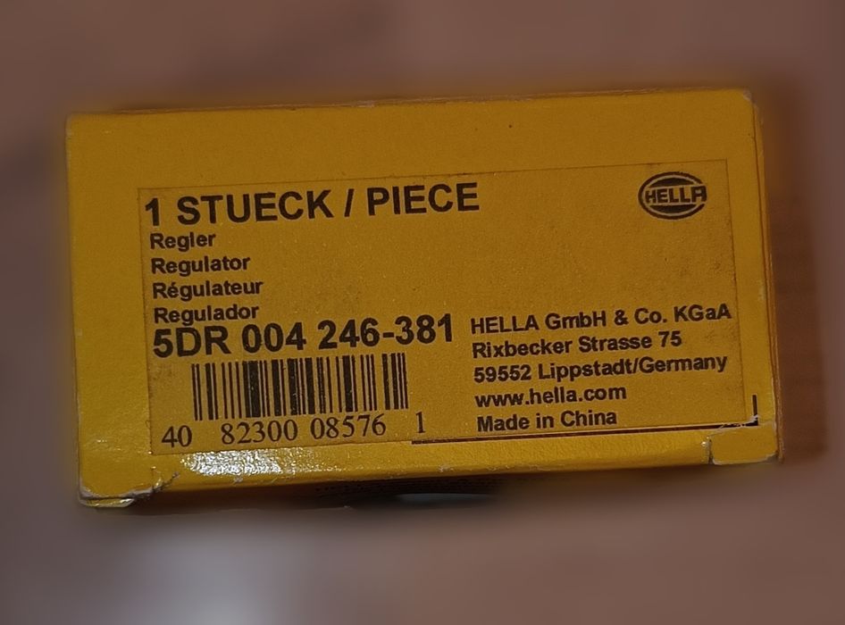 Регулятор напруги генератора HELLA