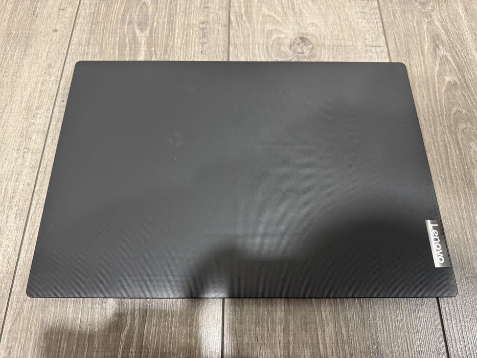 Сучасний Lenovo, 8Gb DDR4, NVMe 128Gb, хороша батарея, налаштований.