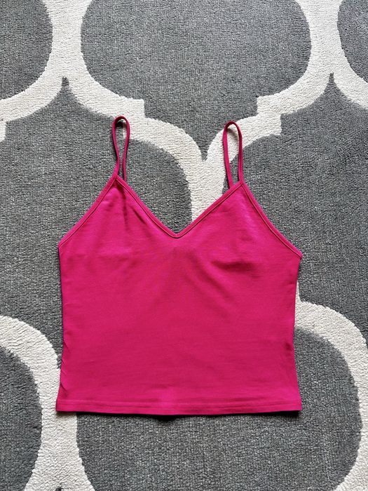 Crop top różowy na szelkach ramiączkach New Look