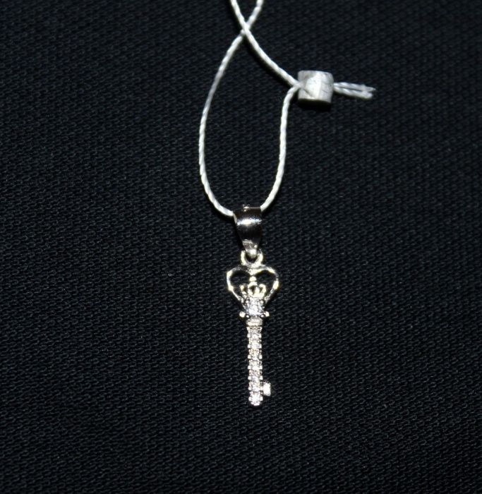 Обмен Кулон Подвеска "Ключик от счастья" с камнями. Серебро 925. Родий