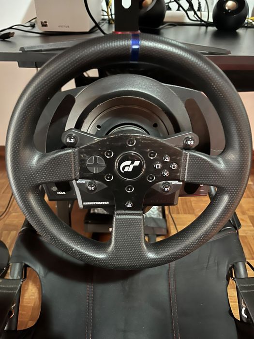 Volante Thrusmaster T300rs GT