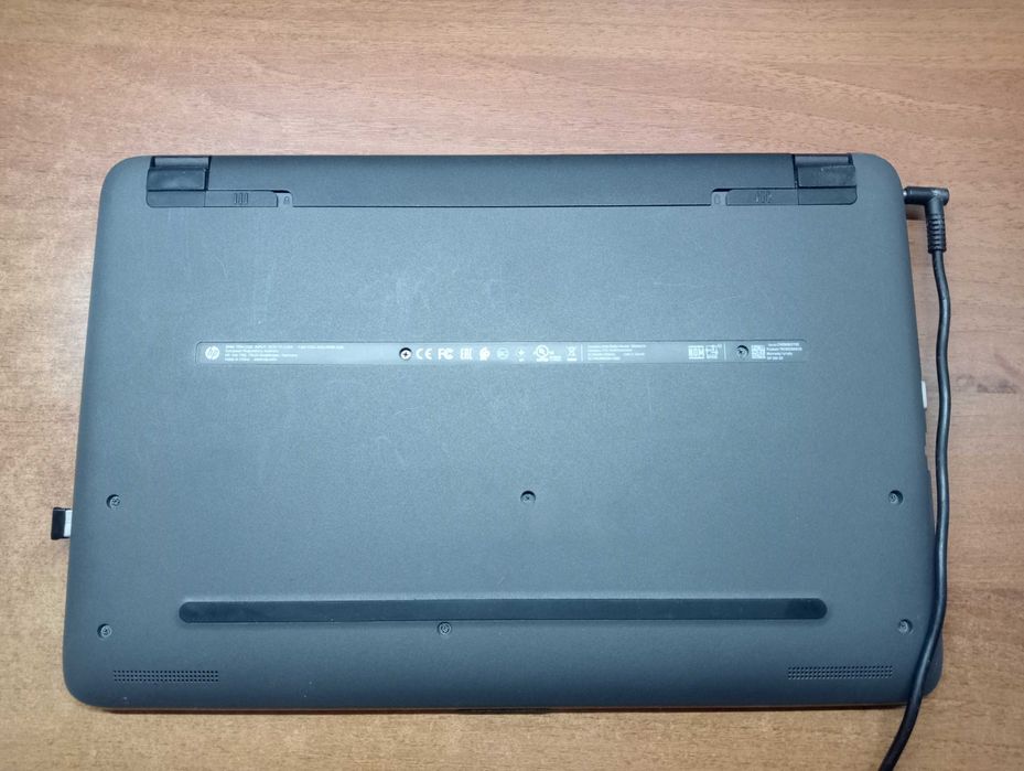 Продам ноутбук HP -250
