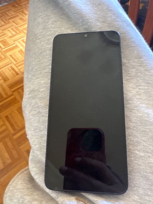 Xiaomi Redmi 13C 128GB / 6GB RAM \| Como Novo